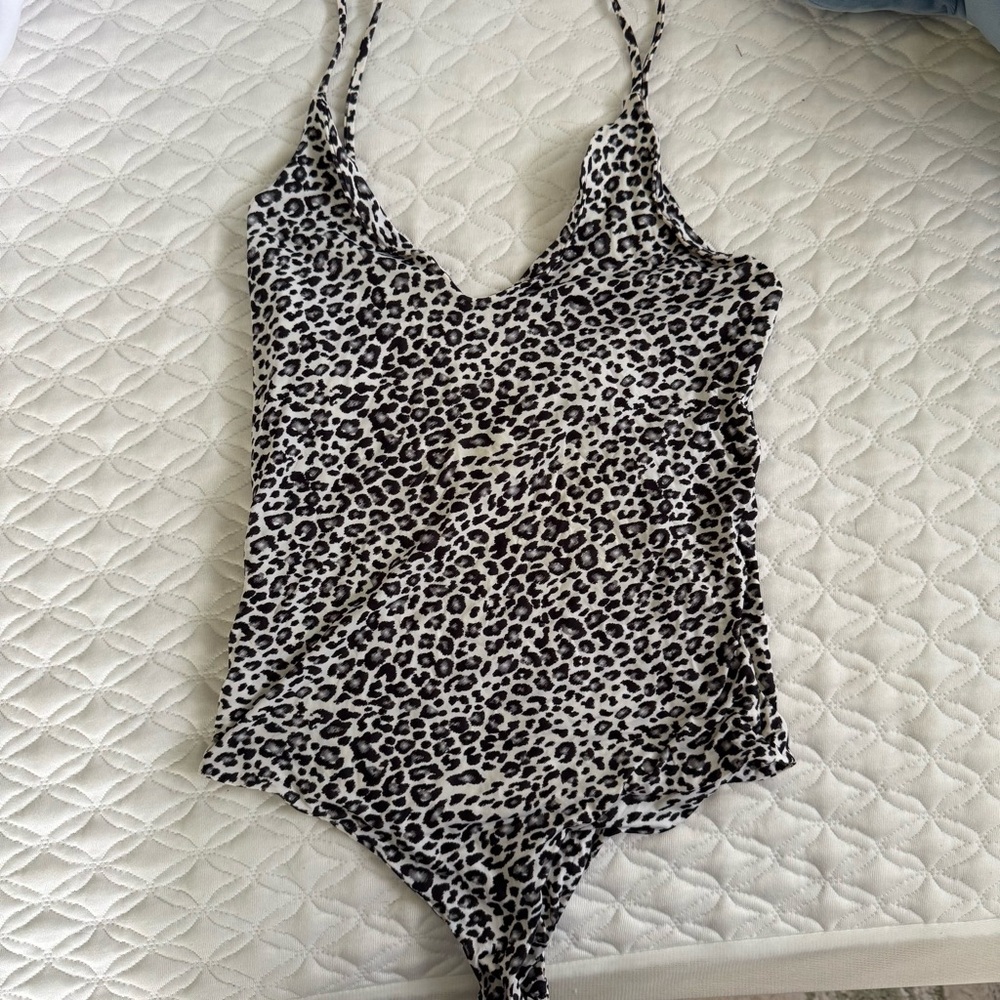 MAI Underwear Snow Leopard Print One-Piece Swimsuit - Black & White